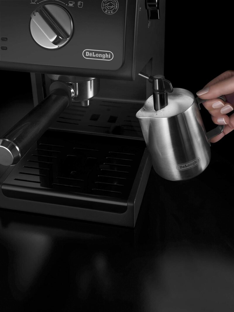 De’Longhi ECP35.31 Barista Pump Espresso Machine – Traditional Coffee & Cappuccino Maker with Adjustable Milk Frother, 1 L Water Tank (Black) - Image 7