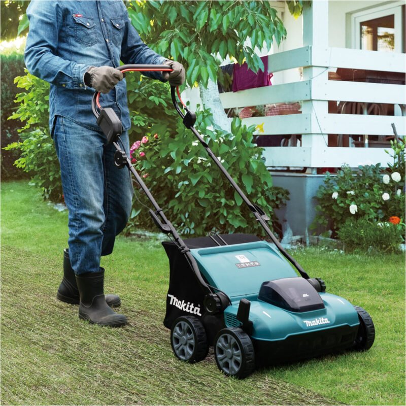 Makita DUV320Z 18V LXT Brushless 320mm Scarifier Body Only
